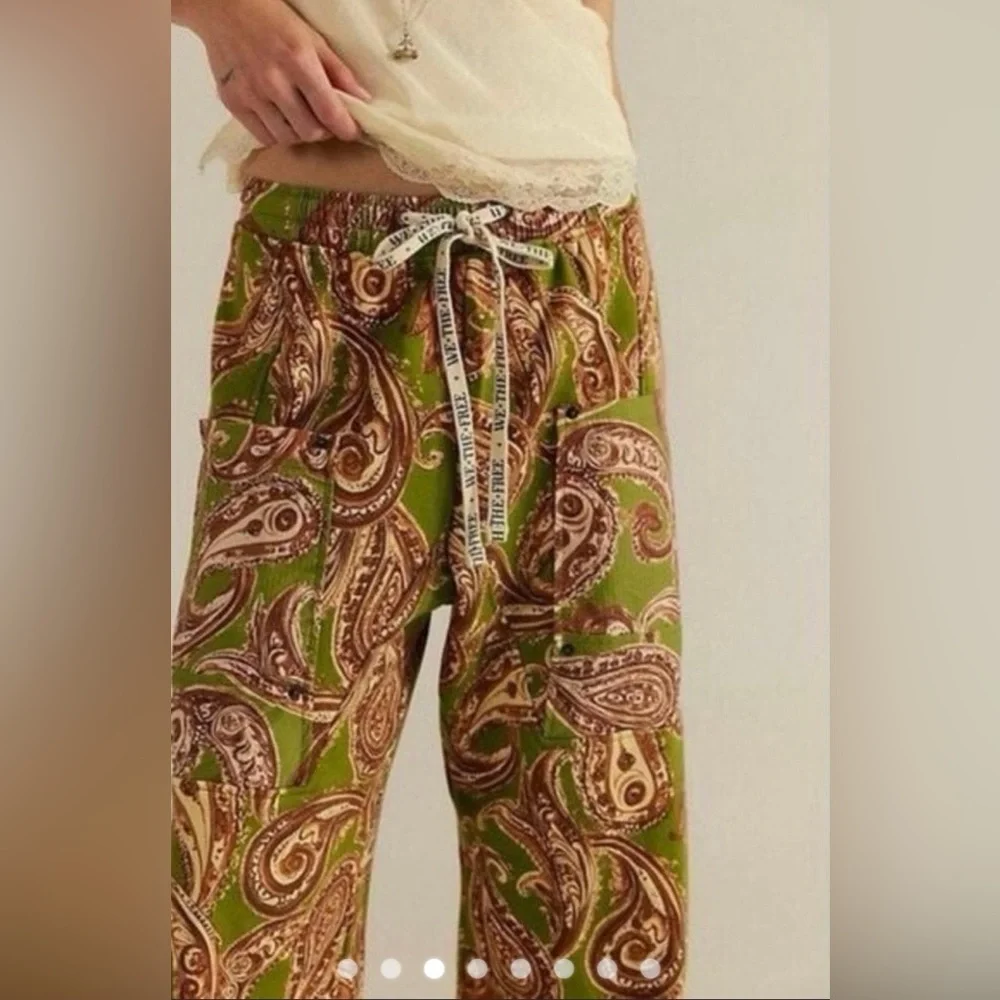 NWOT We the Free Jet Set Green Paisley Knit Pull On Pants - Picture 2 of 7